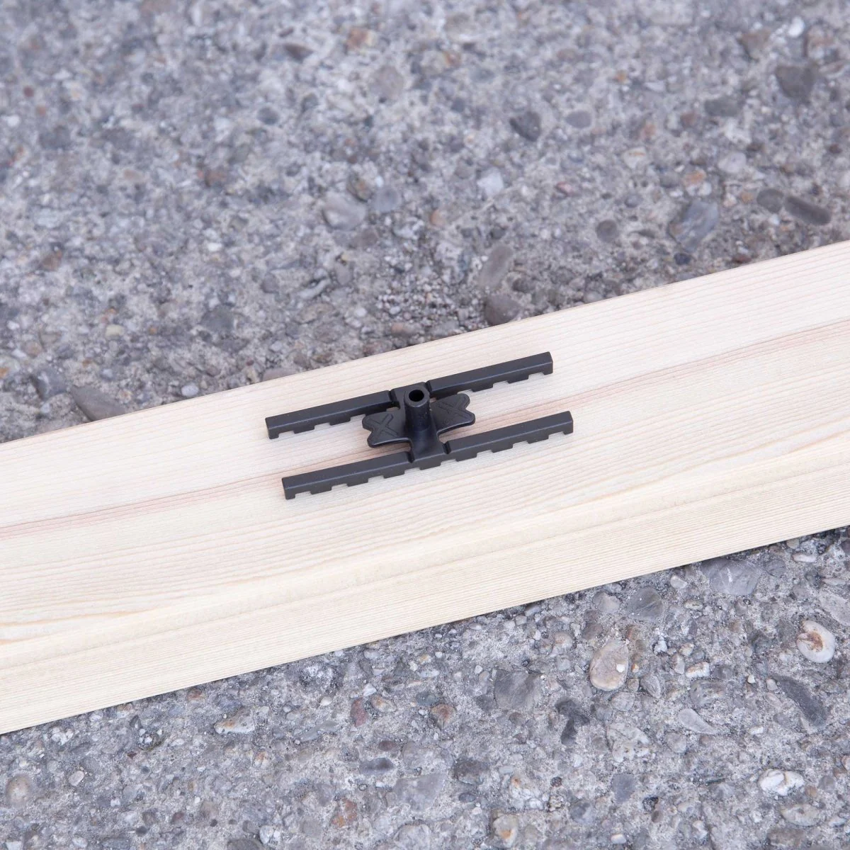 Baso - Distanzhalter bei sichtbarer Verschraubung der Terrasse - Image 3