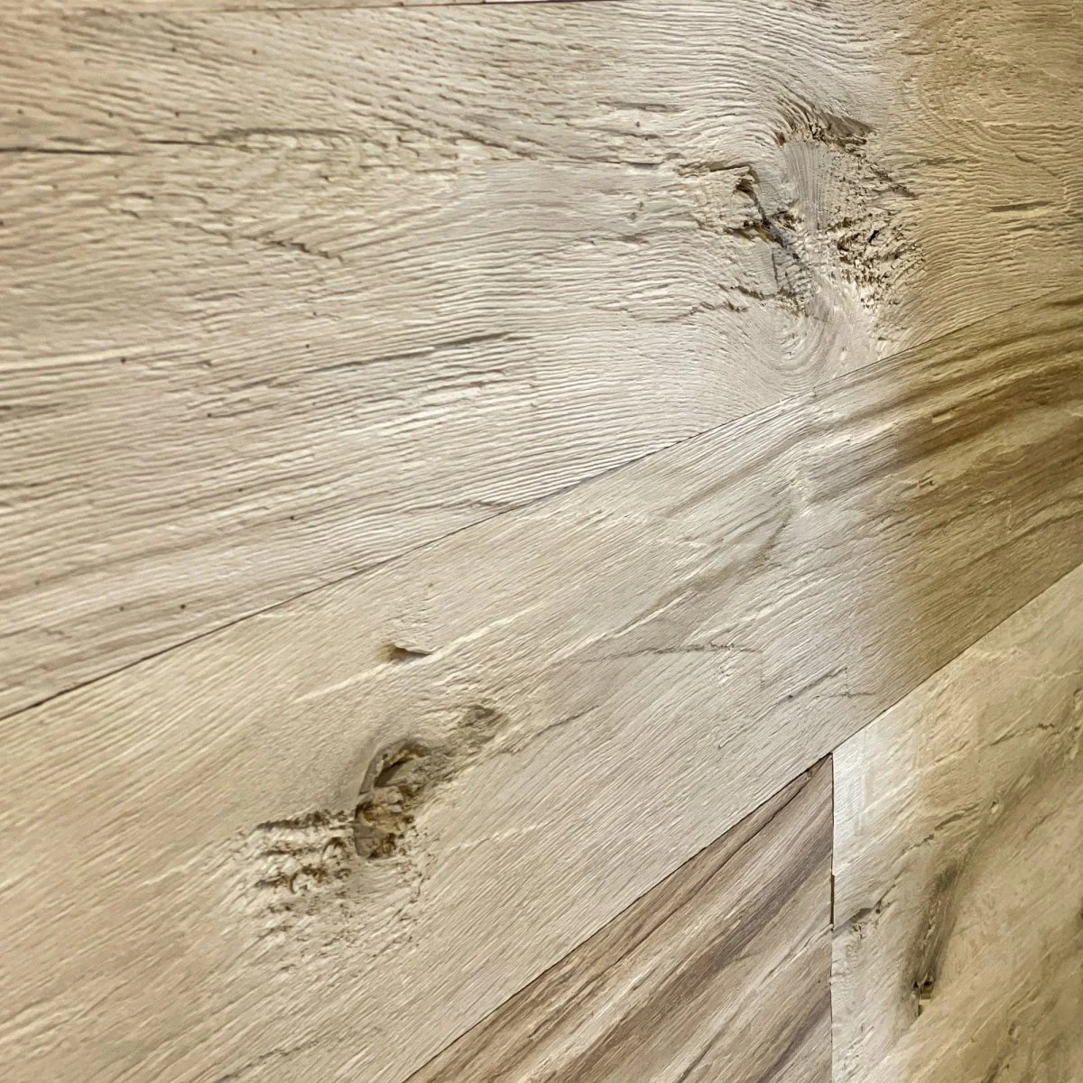 Wand- & Deckenverkleidung Eiche XL gehackt - Image 5